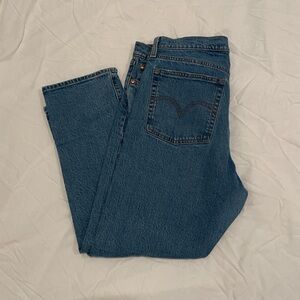 Levi’s Wedgie Straight Jeans